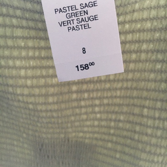 Aritzia sage green dress - Picture 3 of 3